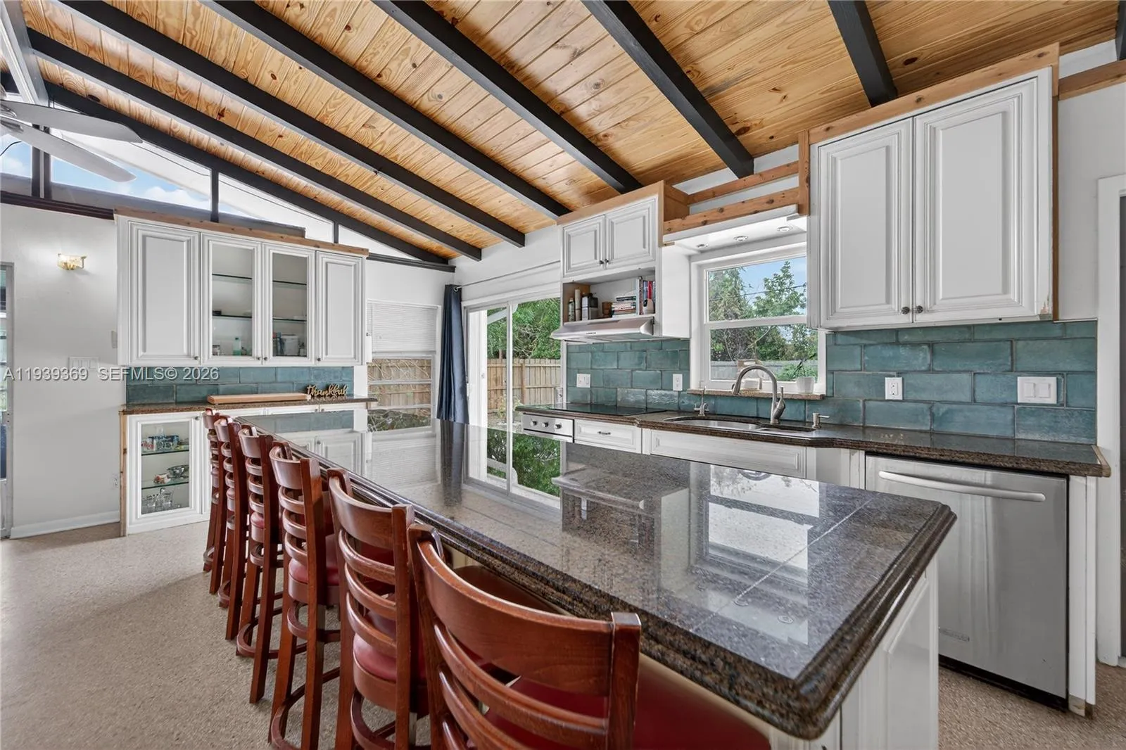 Foto de propiedad en 607 N Coconut Avenue N, Port St. Lucie, FL 34952 Port St. Lucie con MLS# 