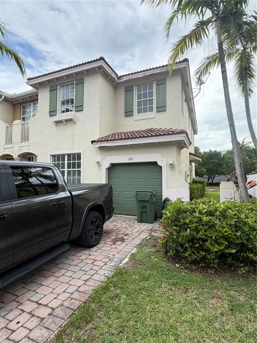 En Renta 607 NE 21st Terrace, Homestead, FL 33033, Homestead, FL 33033