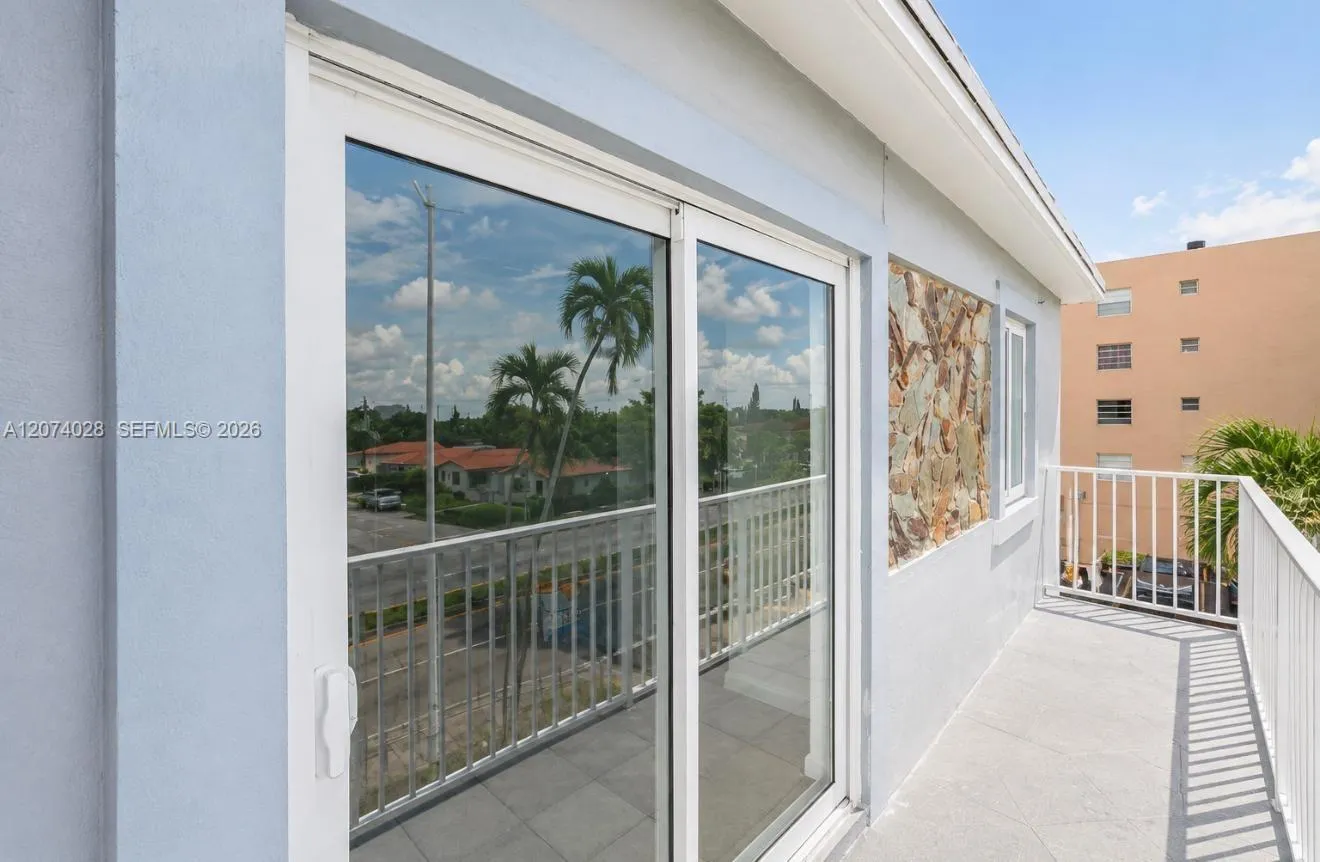En Renta 6080 W Flagler Street 24, Miami, FL 33144, Miami, FL 33144