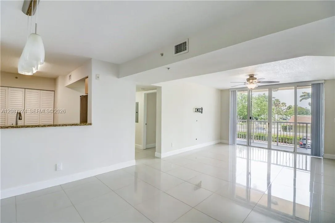 En Renta 609 E Sheridan Street 201, Dania Beach, FL 33004, Dania Beach, FL 33004