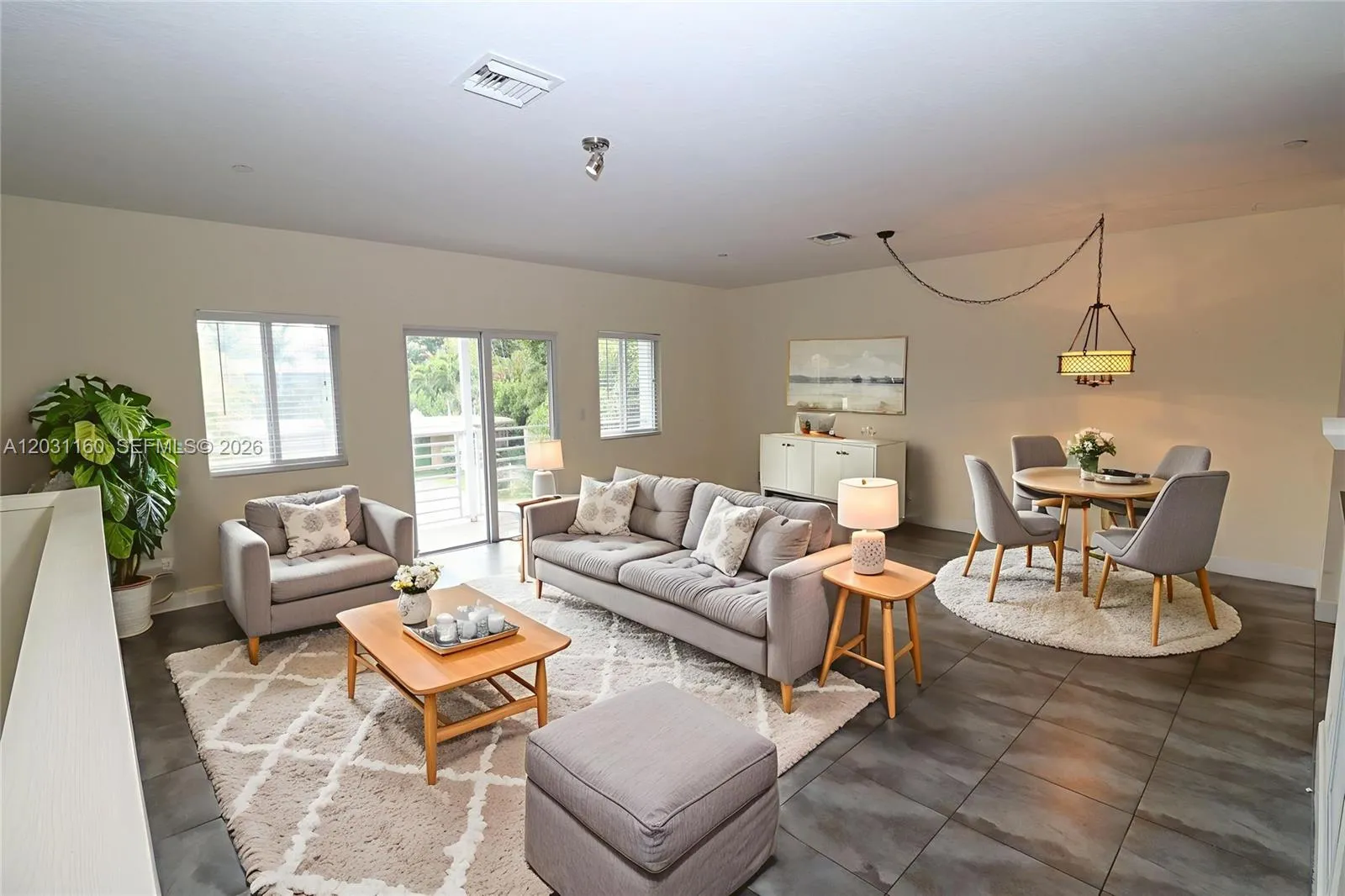 Foto de propiedad en 609 NE 28th Street 1, Wilton Manors, FL 33334 Wilton Manors con MLS# 