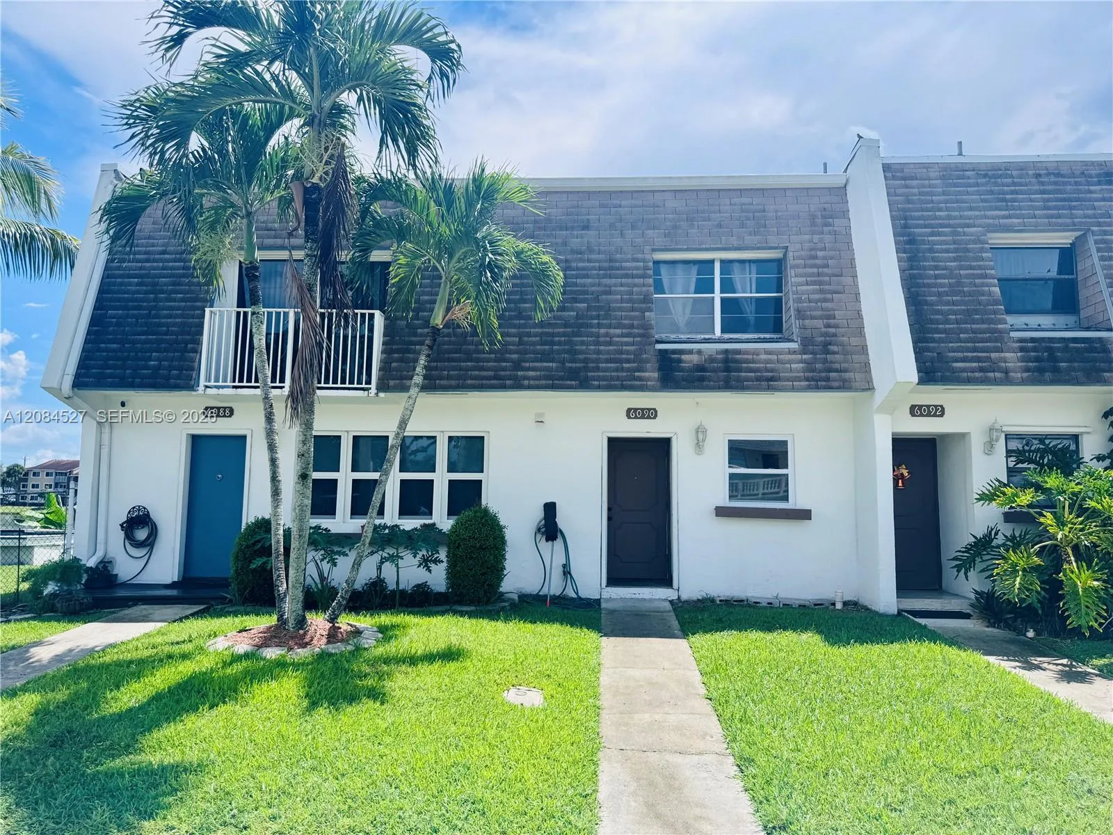 Foto de propiedad en 6090 SW 41st Street 19, Davie, FL 33314 Davie con MLS# 