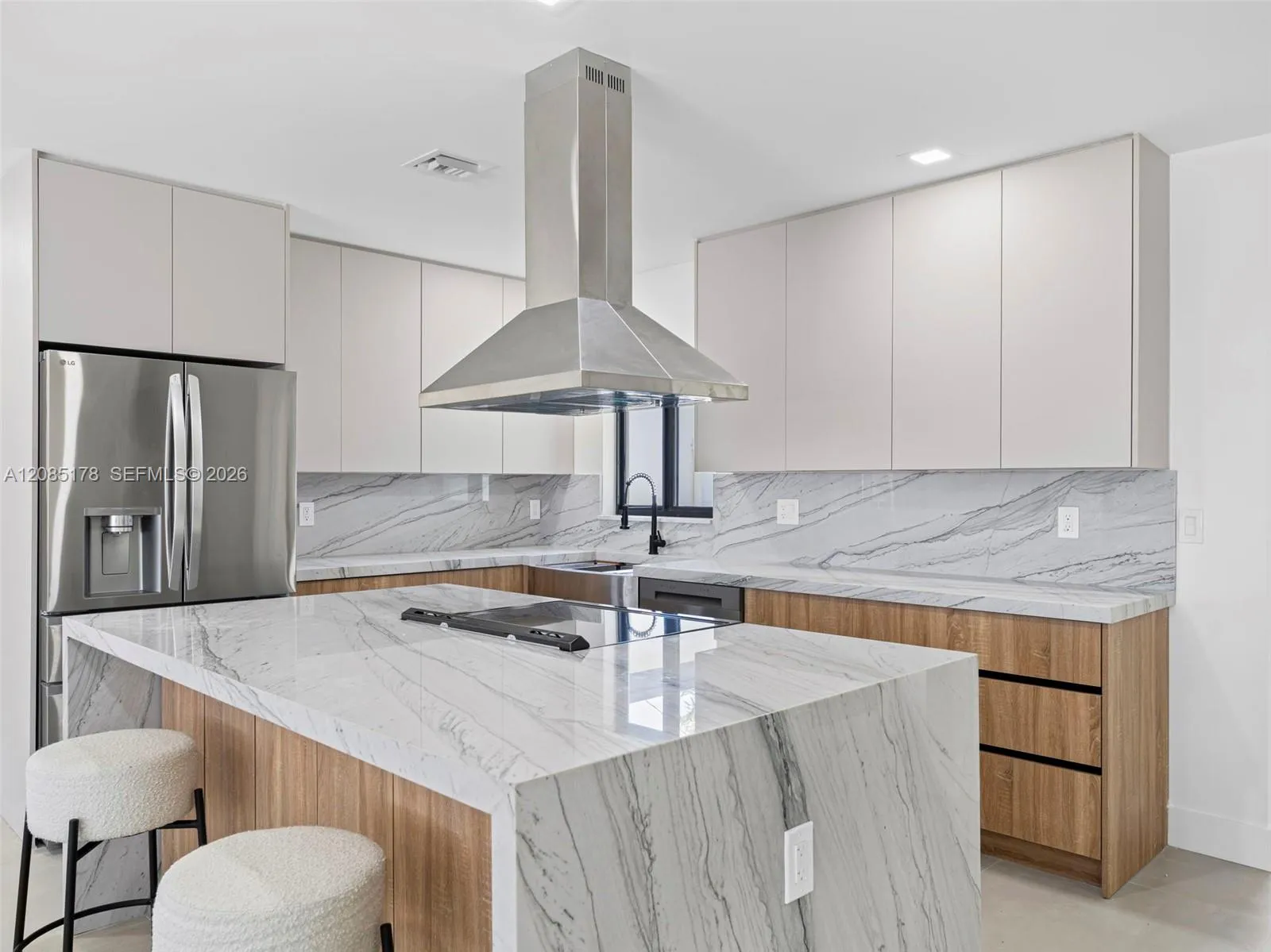 En Venta 610 NE 164th Terrace, Miami, FL 33162, Miami, FL 33162