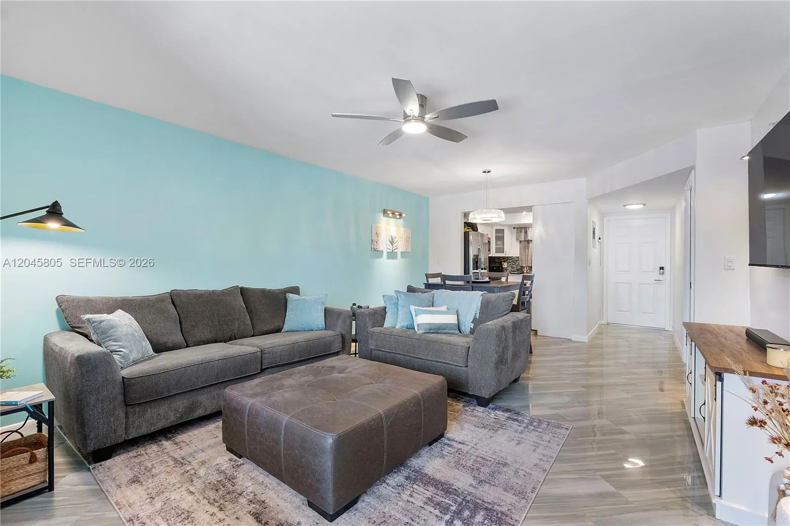 Foto de propiedad en 610 Tennis Club Drive 104, Fort Lauderdale, FL 33311 Fort Lauderdale con MLS#