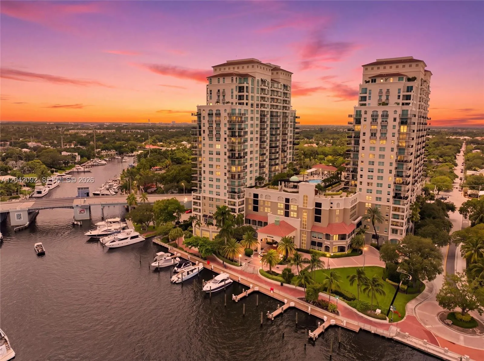 Foto de propiedad en 610 W Las Olas Boulevard 1912N, Fort Lauderdale, FL 33312 Fort Lauderdale con MLS# 