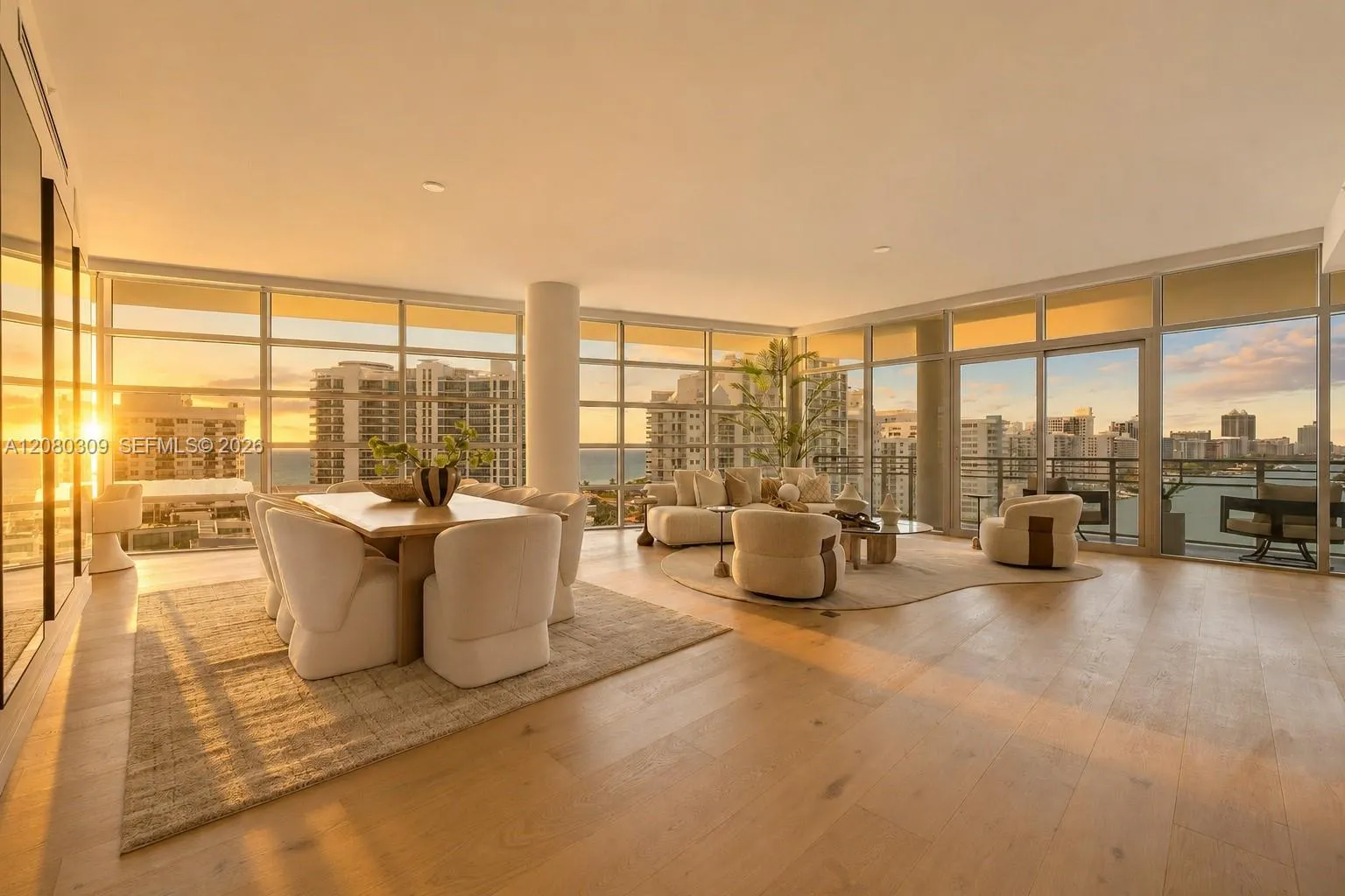 Foto de propiedad en 6101 Aqua Avenue PH11A, Miami Beach, FL 33141 Miami Beach con MLS# 