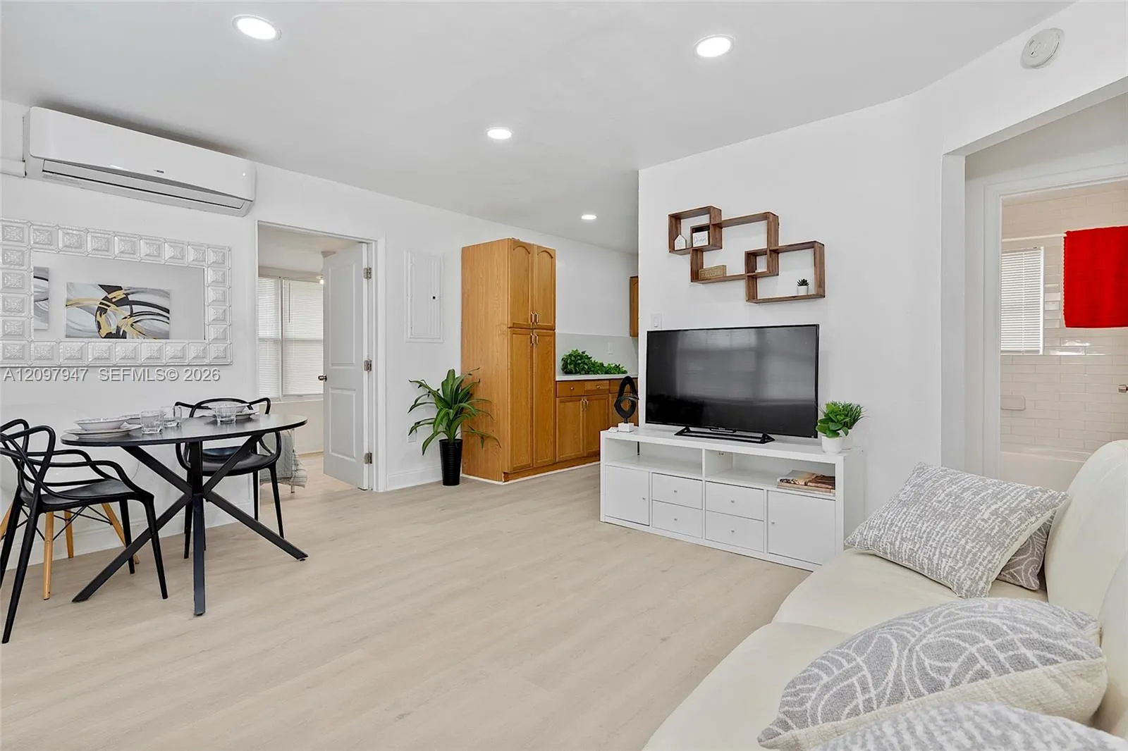 En Renta 6103 Monroe Street -, Hollywood, FL 33023, Hollywood, FL 33023