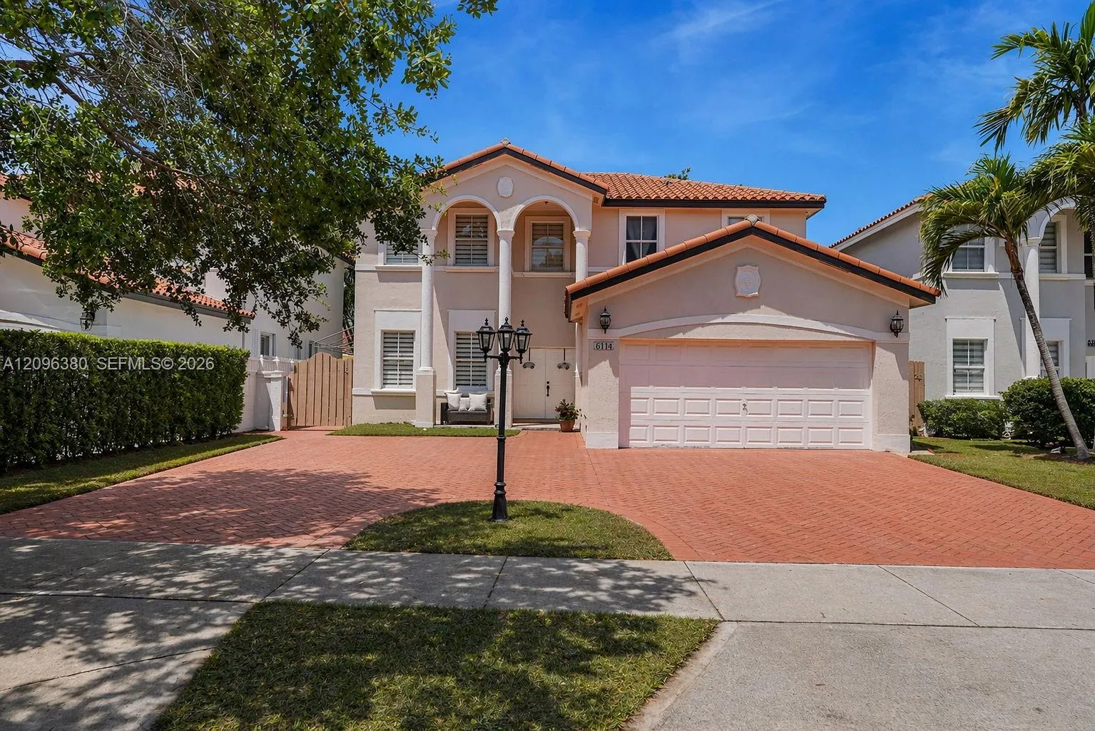 En Venta 6114 SW 158th Pass, Miami, FL 33193, Miami, FL 33193