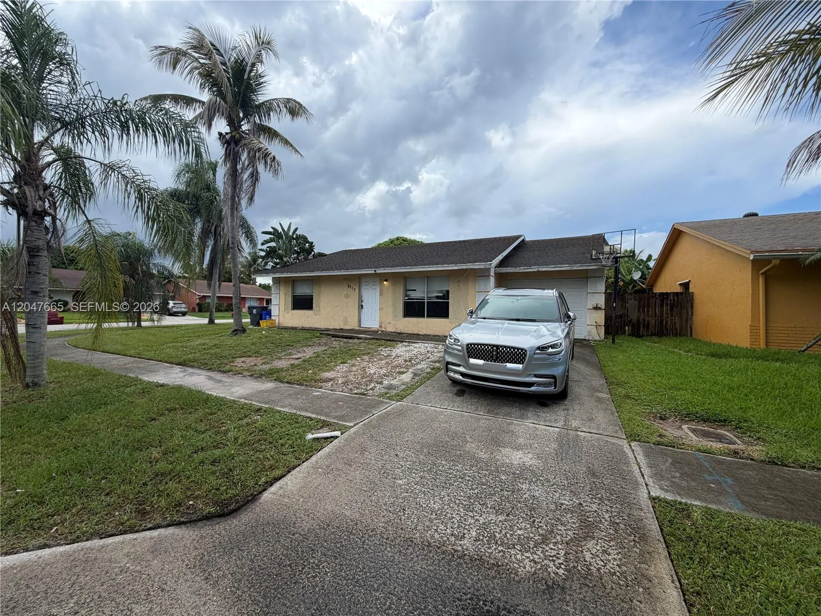 Vendido 6117 Blue Grass Circle, Lake Worth, FL 33463, Lake Worth, FL 33463