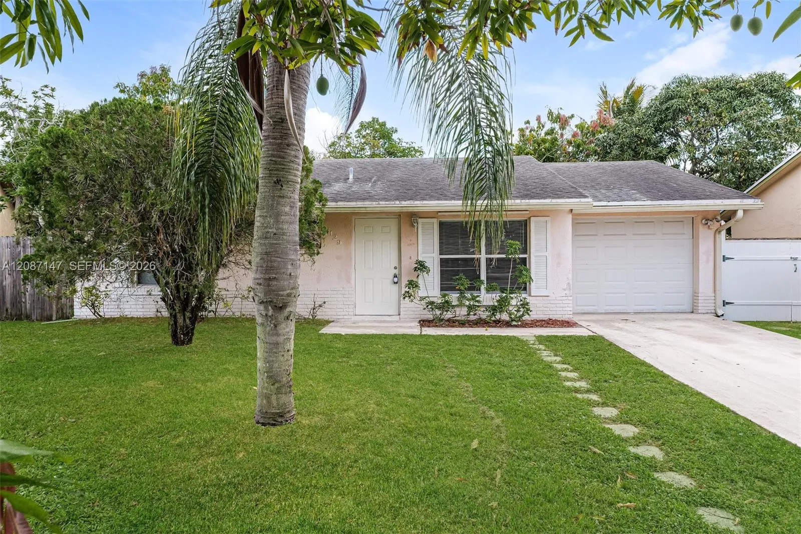 En Renta 6129 Moonbeam Drive, Lake Worth, FL 33463, Lake Worth, FL 33463