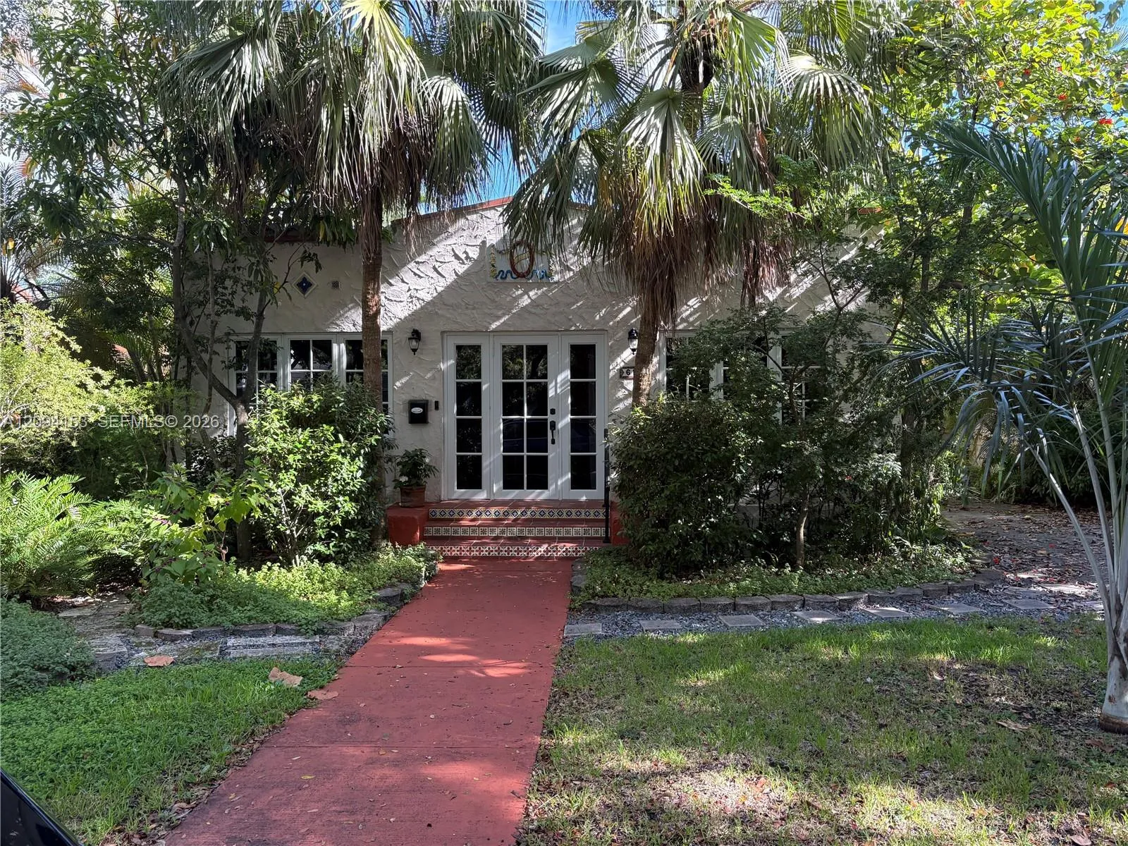 En Venta 613 Navarre Avenue, Coral Gables, FL 33134, Coral Gables, FL 33134