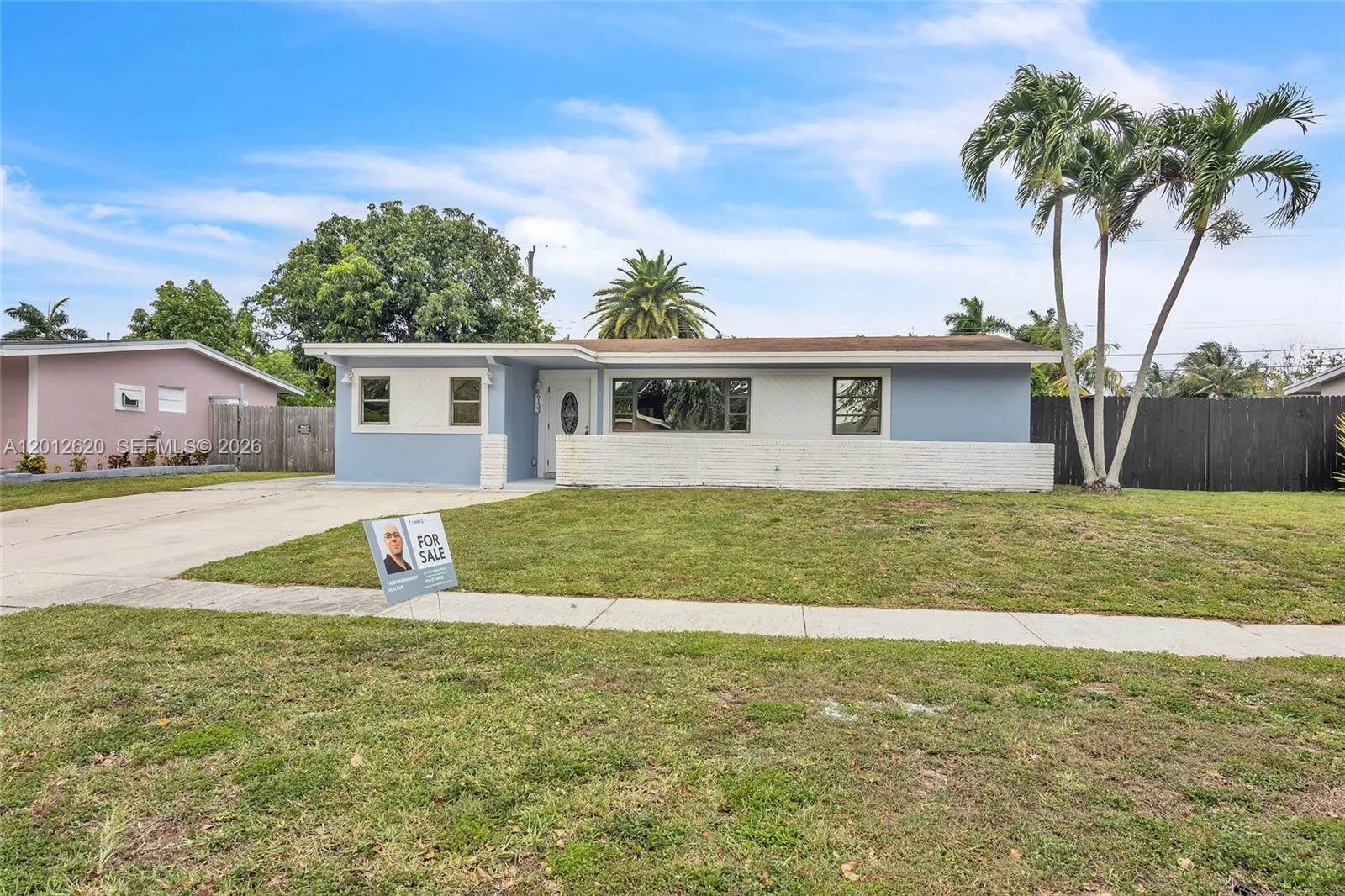 Foto de propiedad en 6133 NW 20th Street, Margate, FL 33063 Margate con MLS# 