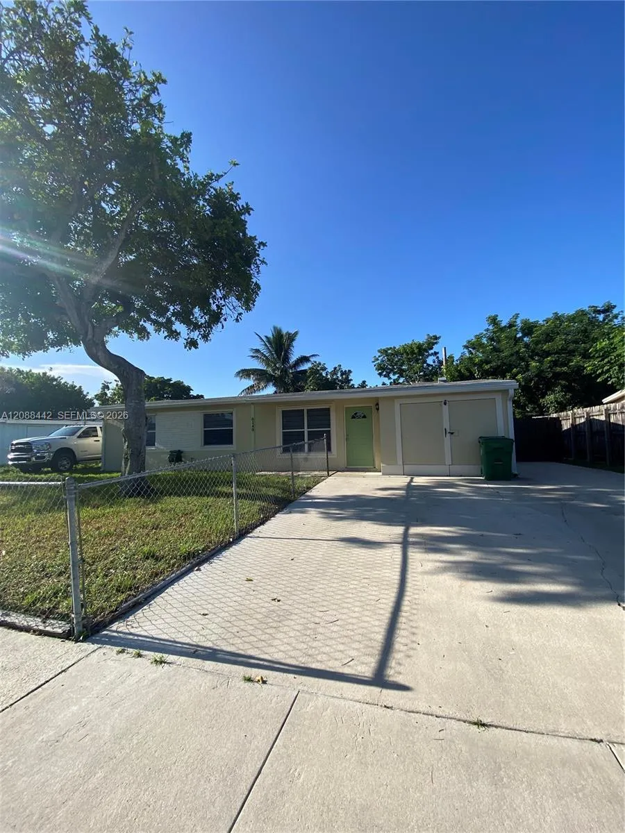 En Renta 6140 SW 37th Court, Davie, FL 33314, Davie, FL 33314