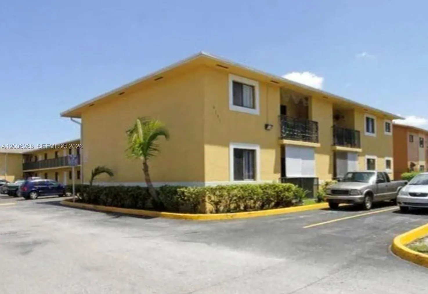 En Renta 6151 W 24th Avenue 112, Hialeah, FL 33016, Hialeah, FL 33016