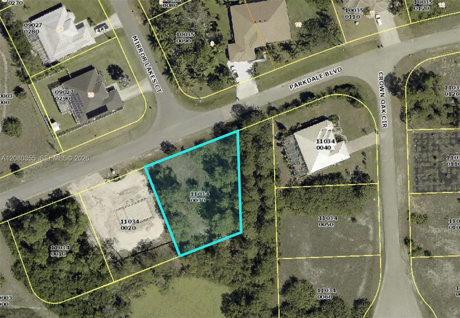 En Venta 618 Parkdale Boulevard, Lehigh Acres, FL 33974, Lehigh Acres, FL 33974