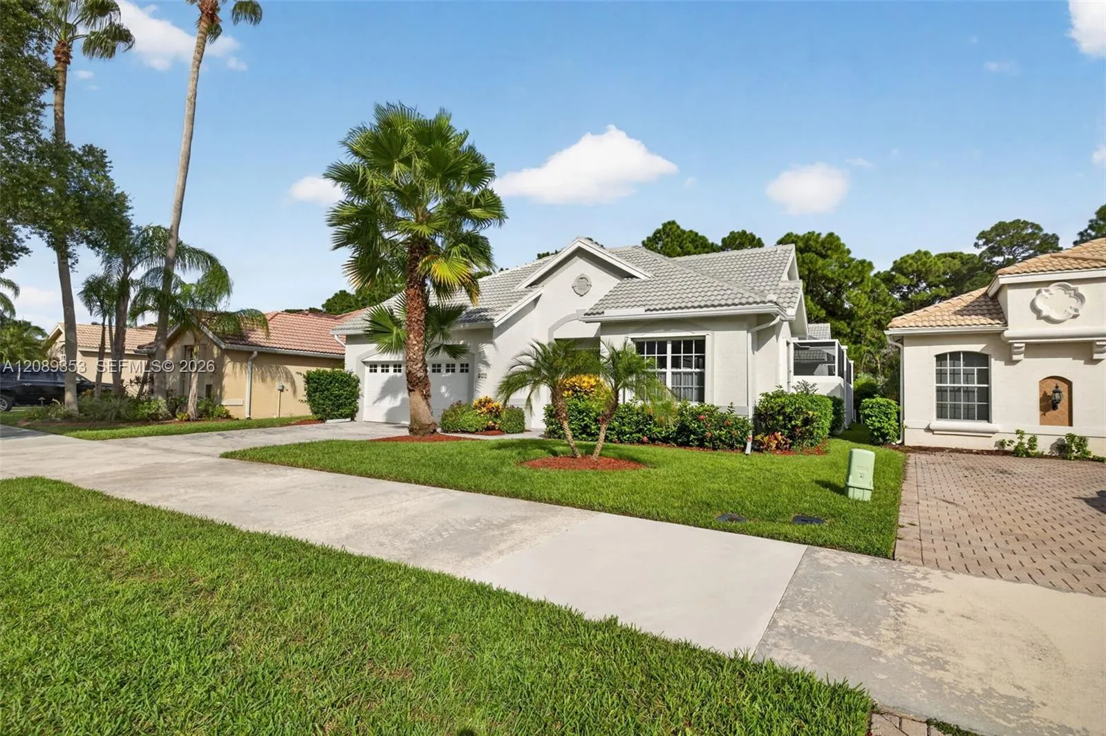 En Venta 619 SW Lake Charles Circle, Port St. Lucie, FL 34986, Port St. Lucie, FL 34986