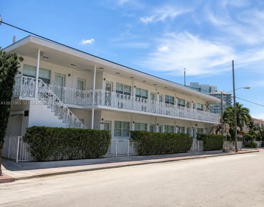 Foto de propiedad en 620 76th Street 10, Miami Beach, FL 33141 Miami Beach con MLS# 