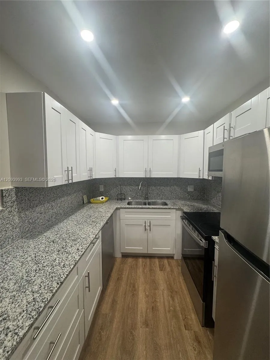 En Renta 6200 S Falls Cir Drive 205, Lauderhill, FL 33319, Lauderhill, FL 33319