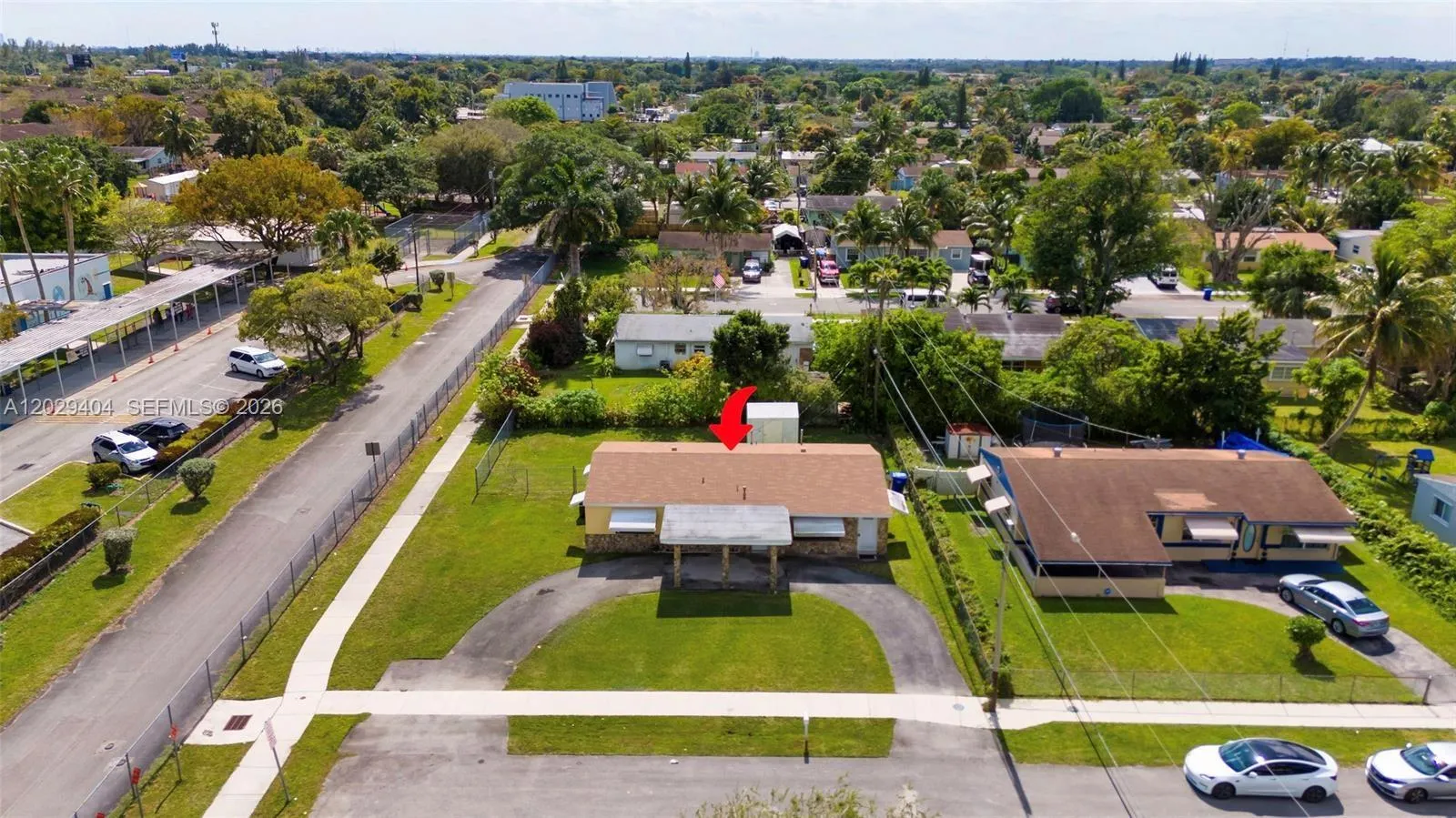 Foto de propiedad en 6200 SW 18th Street, North Lauderdale, FL 33068 North Lauderdale con MLS# 