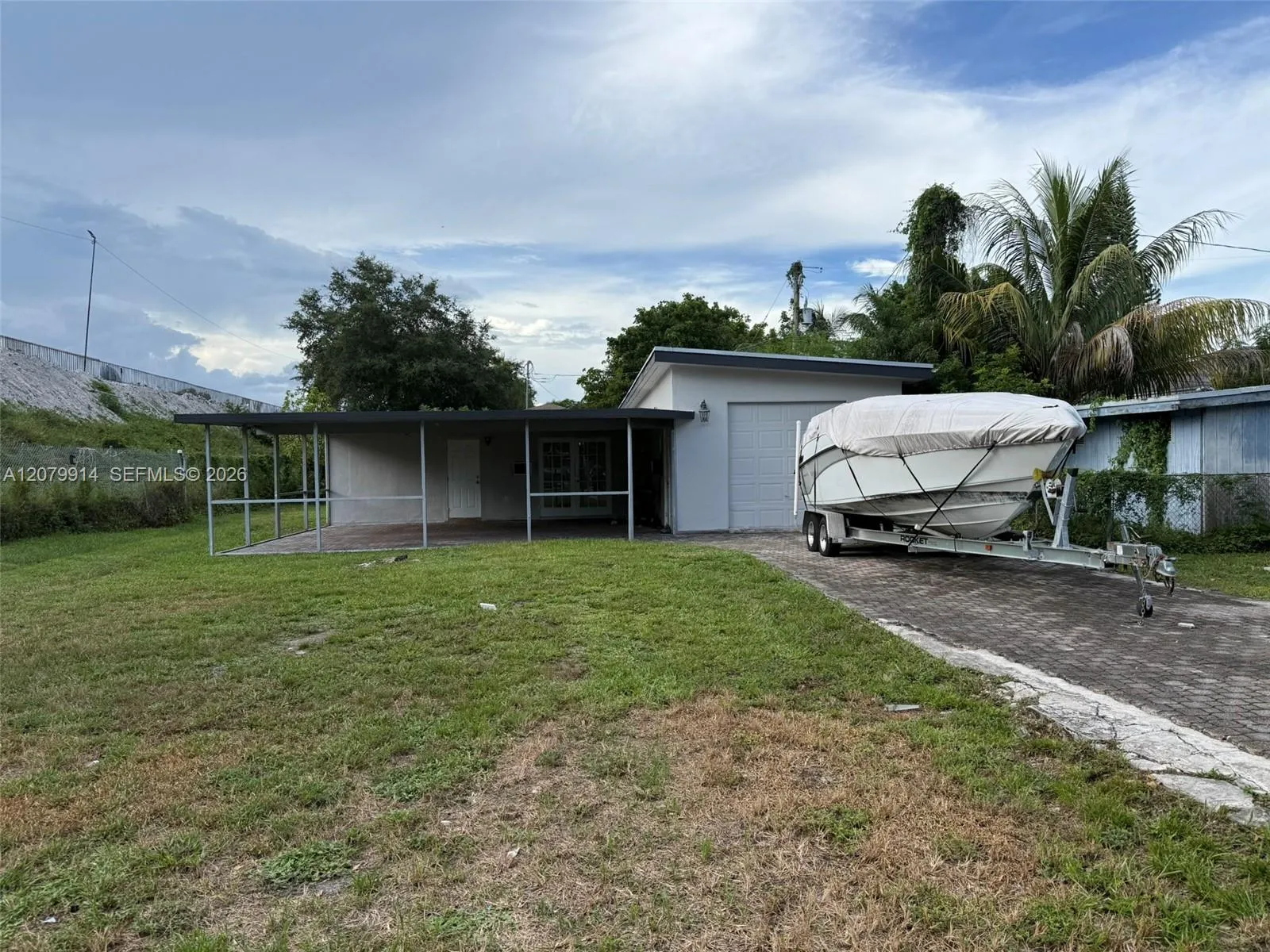 Foto de propiedad en 6209 Grant Street 6209, Hollywood, FL 33024 Hollywood con MLS# 