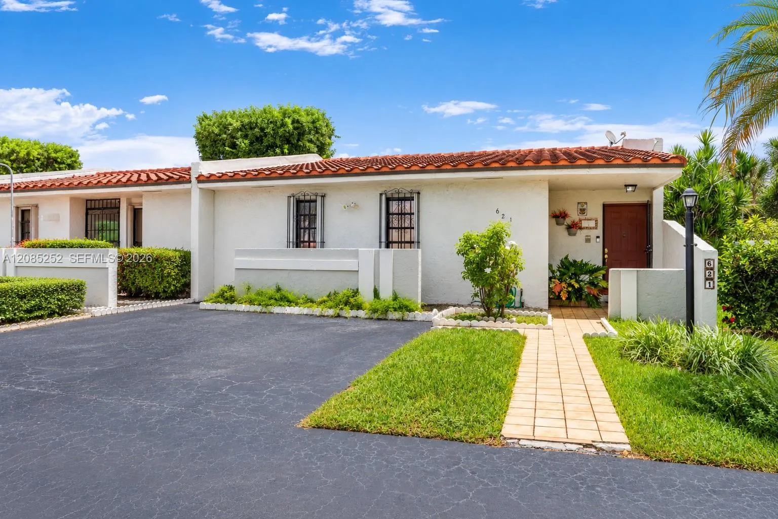 En Venta 621 SW 93rd Court, Miami, FL 33174, Miami, FL 33174
