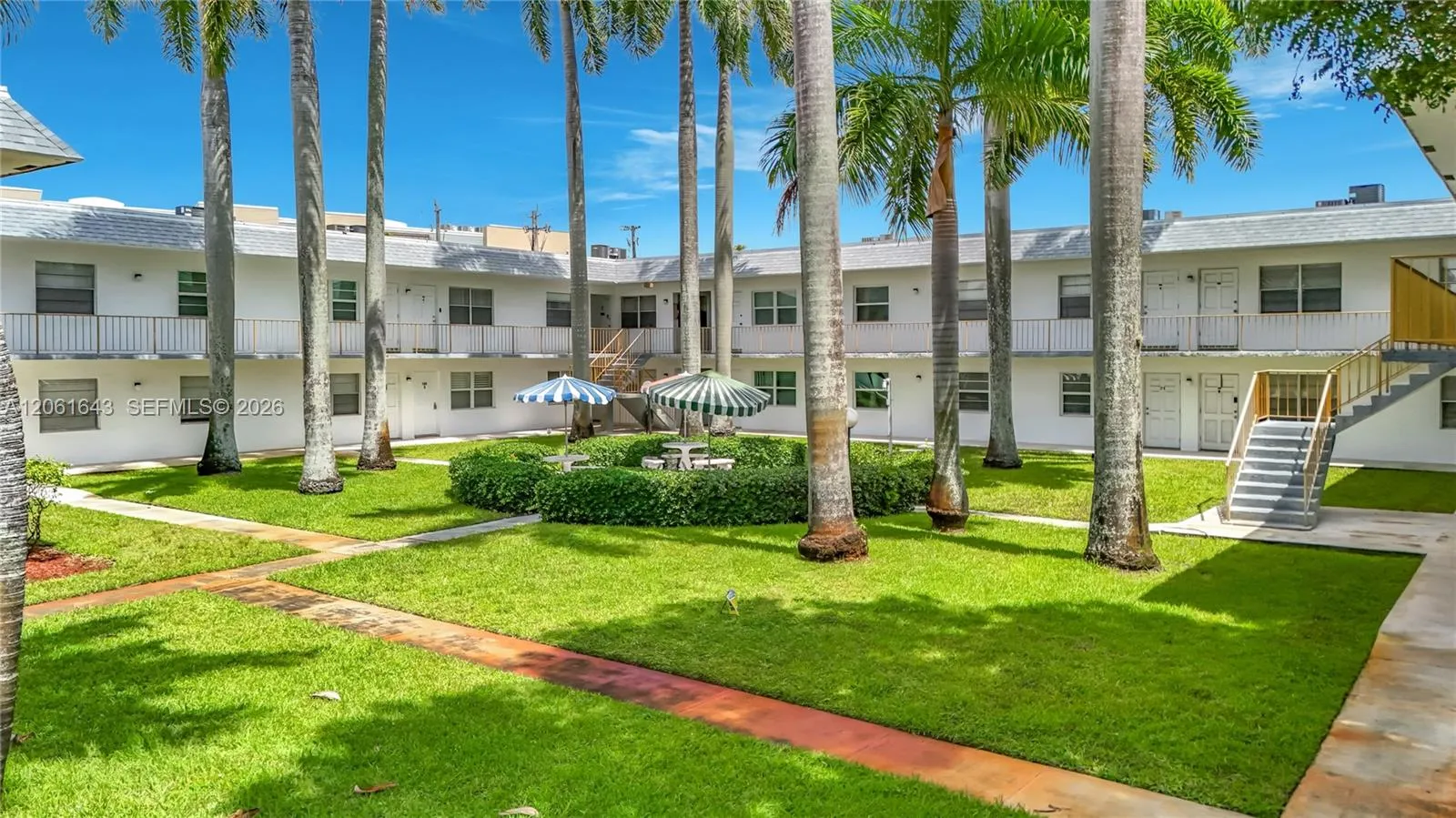 Foto de propiedad en 6211 SW 37th Street 108, Davie, FL 33314 Davie con MLS# 