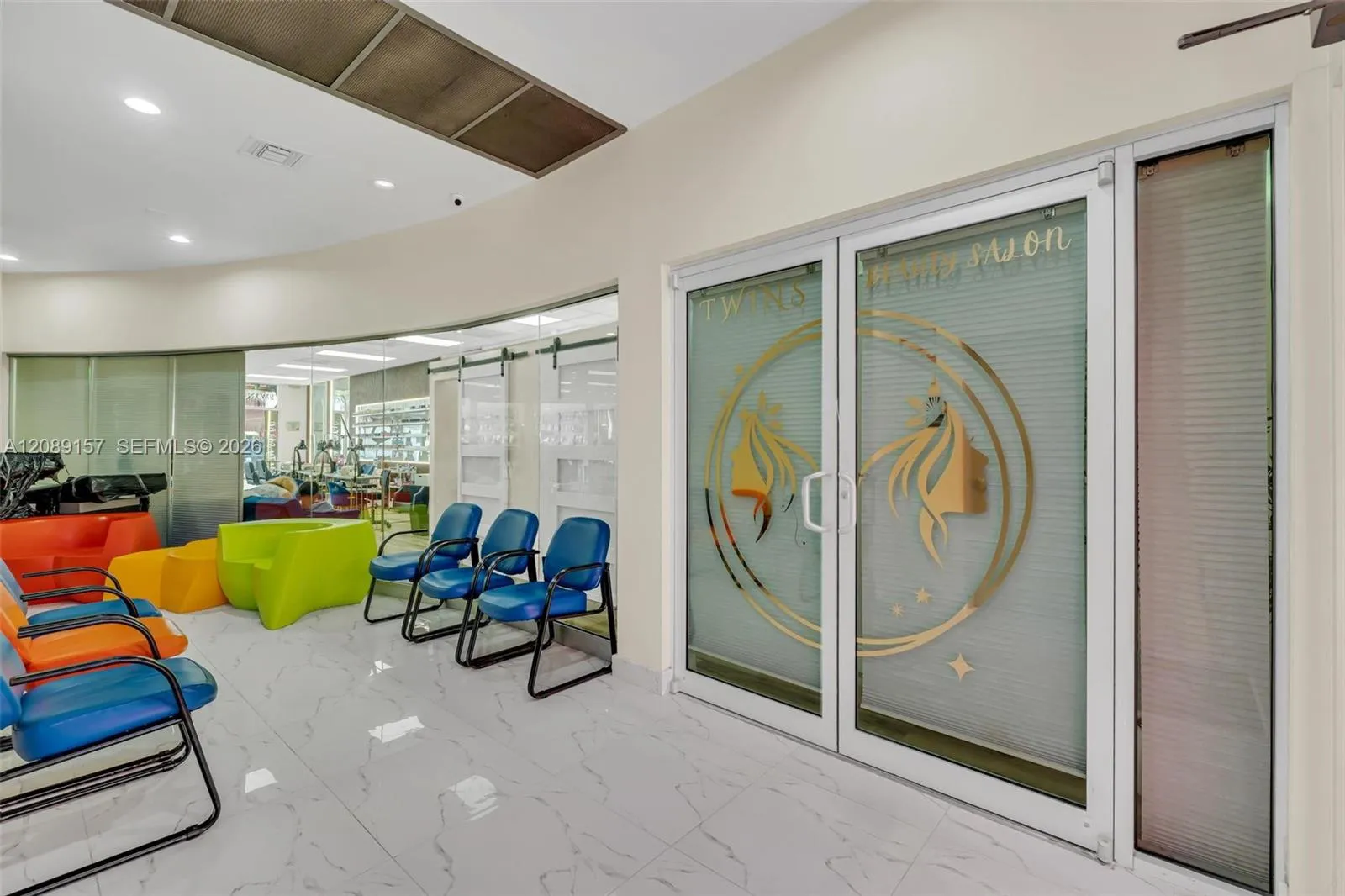 Foto de propiedad en 6220 SW 8st, Miami, FL 33144 Miami con MLS# 