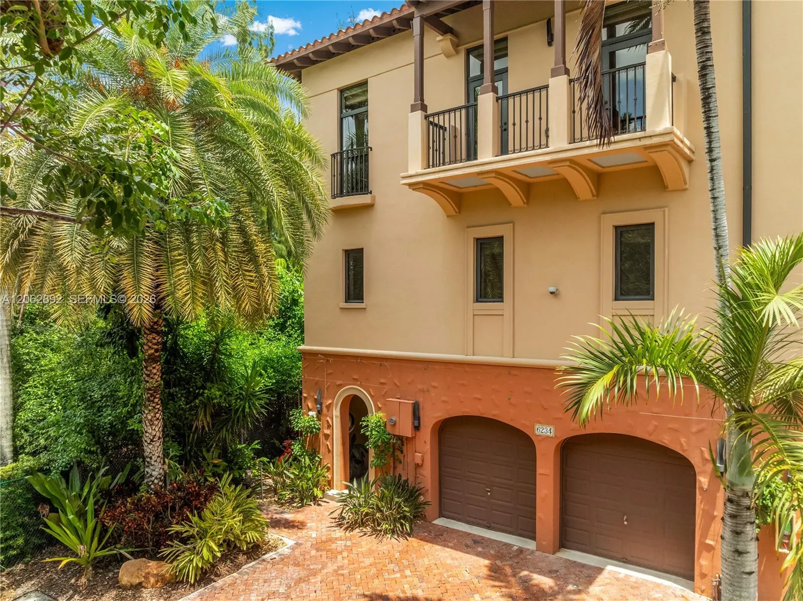 Foto de propiedad en 6234 Paradise Point Drive 6234, Palmetto Bay, FL 33157 Palmetto Bay con MLS# 