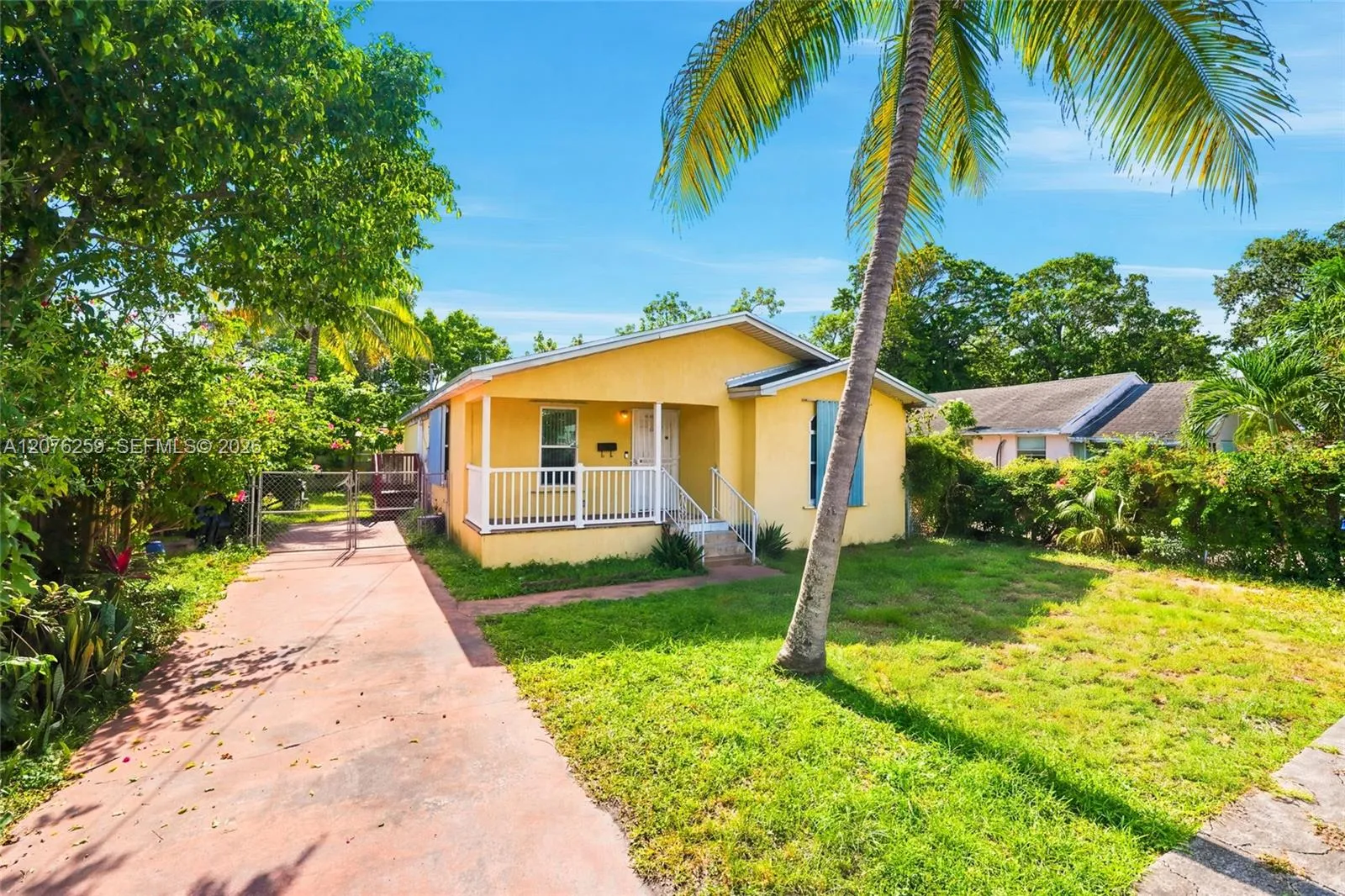Foto de propiedad en 6241 NW 1st Place, Miami, FL 33150 Miami con MLS# 