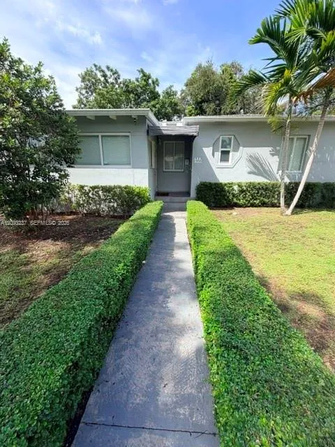 En Renta 6277 SW 13th Street, West Miami, FL 33144, West Miami, FL 33144
