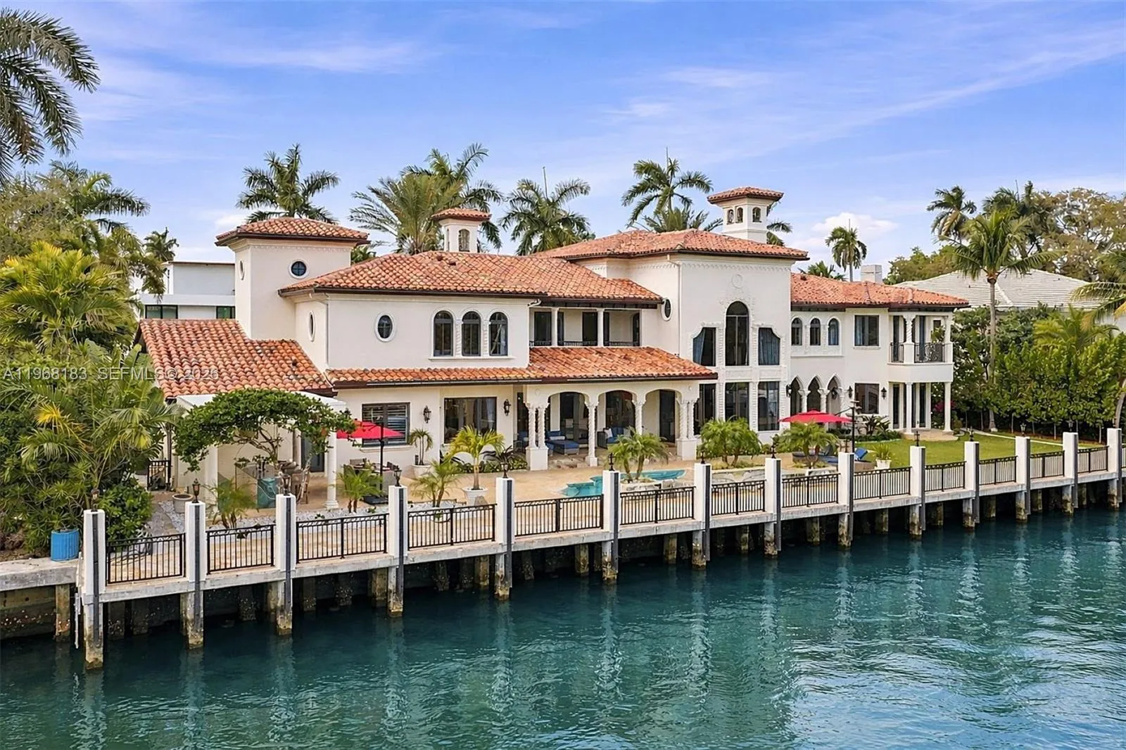 Foto de propiedad en 628 Coral Way, Fort Lauderdale, FL 33301 Fort Lauderdale con MLS# 