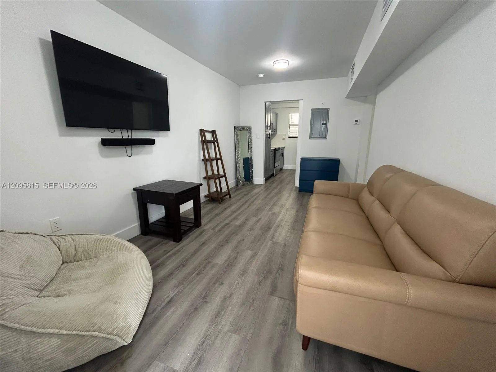En Renta 628 SW 21st Avenue 1, Miami, FL 33135, Miami, FL 33135