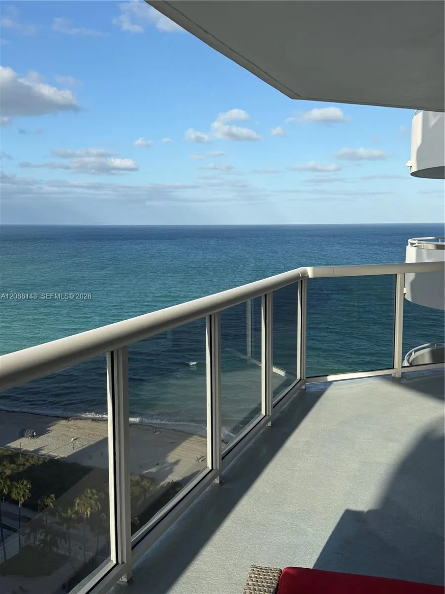 En Renta 6301 Collins Avenue 2108, Miami Beach, FL 33141, Miami Beach, FL 33141