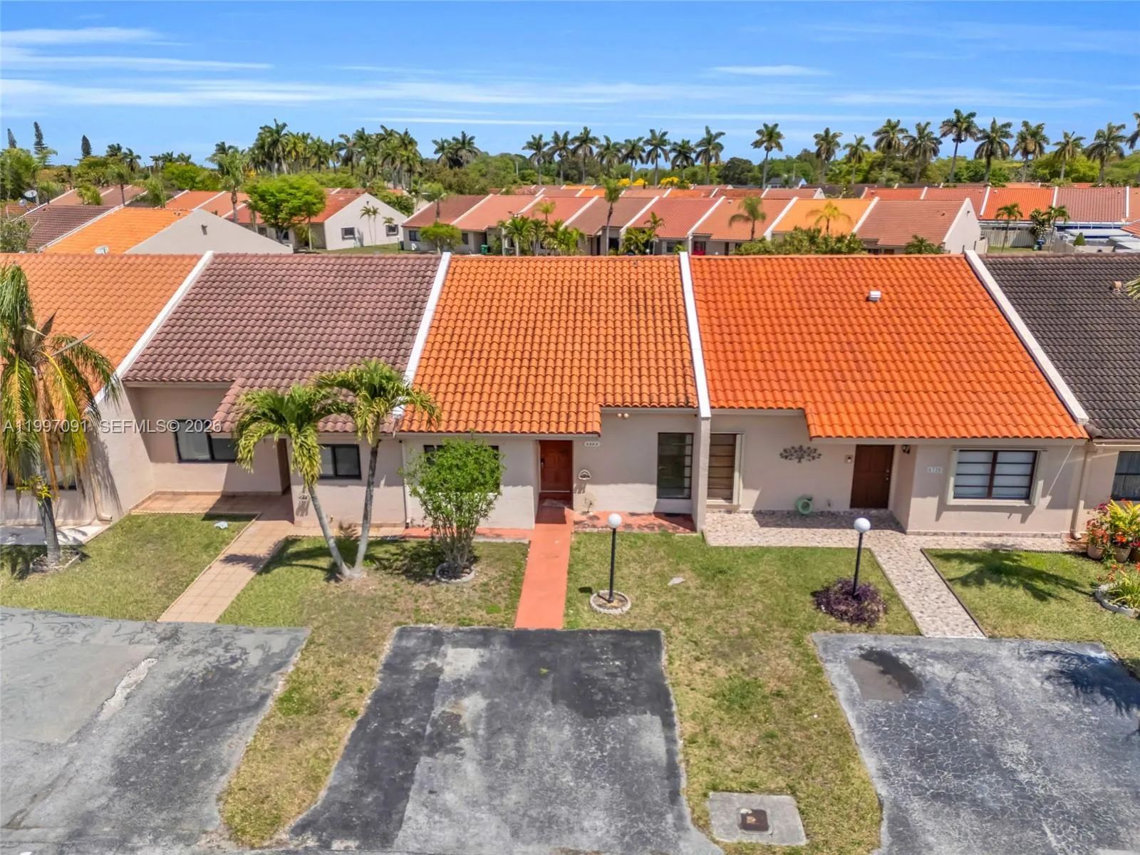 Vendido 6323 SW 147th Place Circle, Miami, FL 33193, Miami, FL 33193