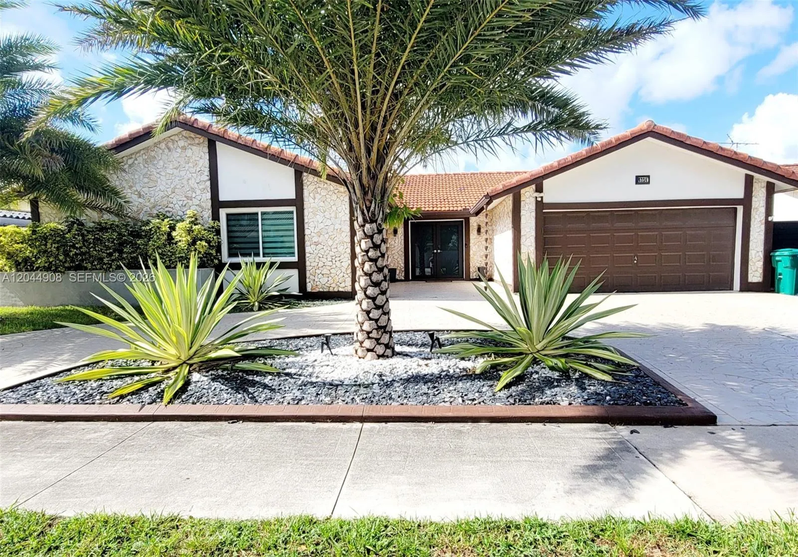 En Venta 6324 NW 201st Lane, Hialeah, FL 33015, Hialeah, FL 33015