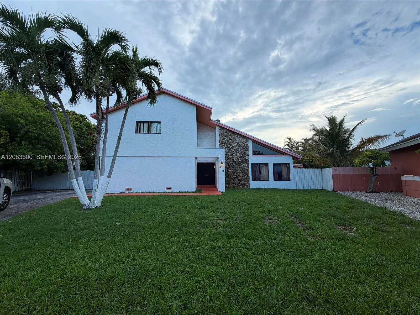 En Renta 633 NE 204th Lane 633, Miami, FL 33179, Miami, FL 33179