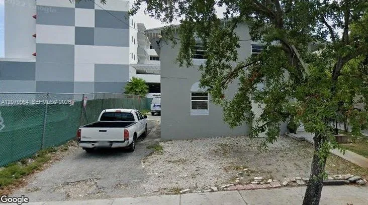Foto de propiedad en 633 NW 23rd Court 2, Miami, FL 33125 Miami con MLS# 