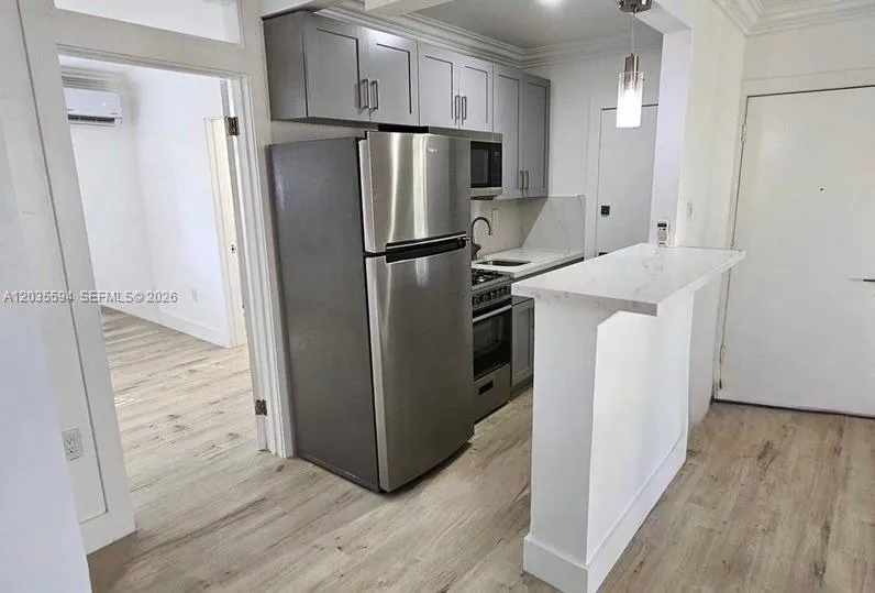 Foto de propiedad en 6330 SW 79th Street 19, South Miami, FL 33143 South Miami con MLS# 