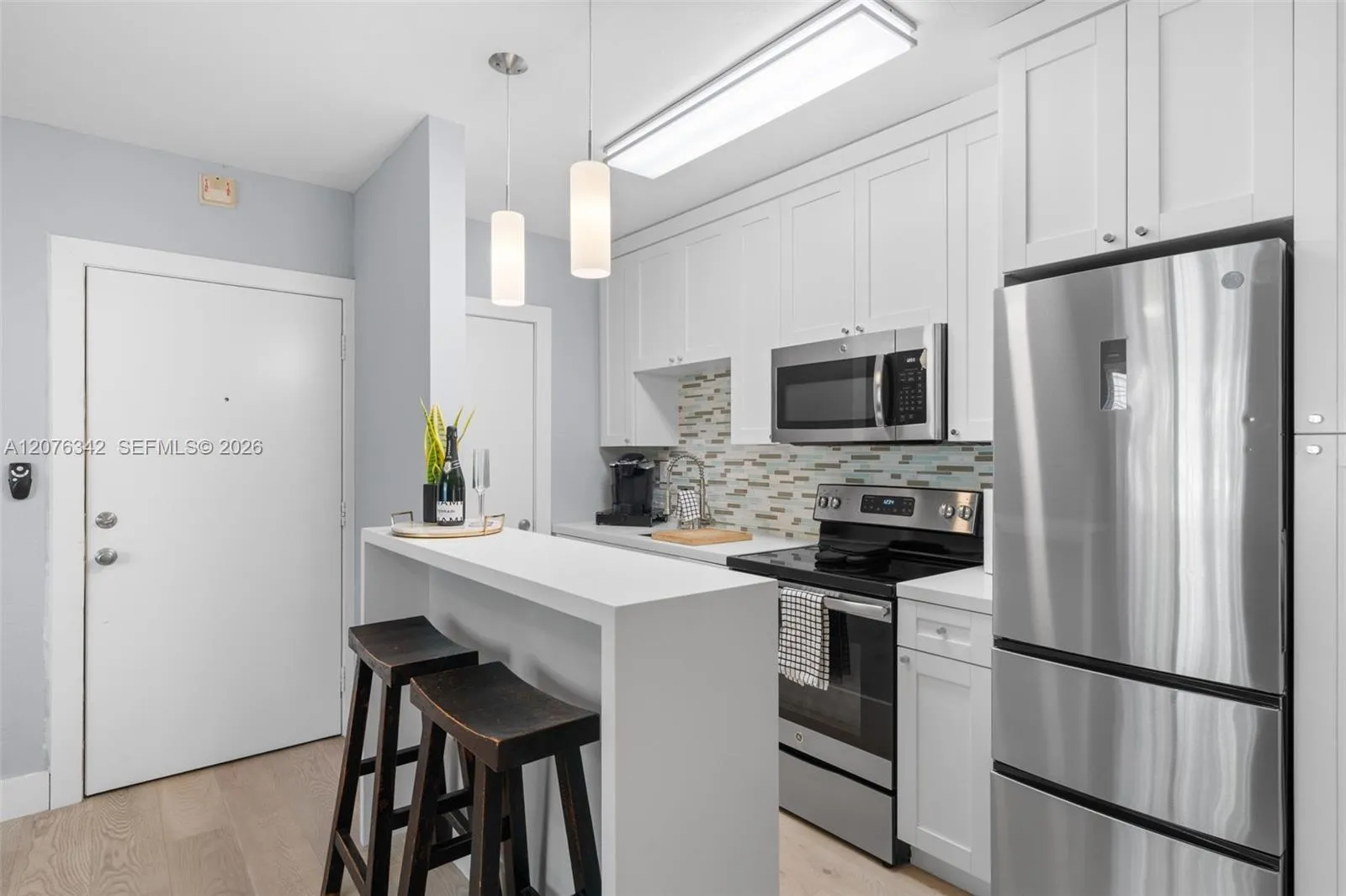 Foto de propiedad en 6330 SW 79th Street 6, South Miami, FL 33143 South Miami con MLS# 