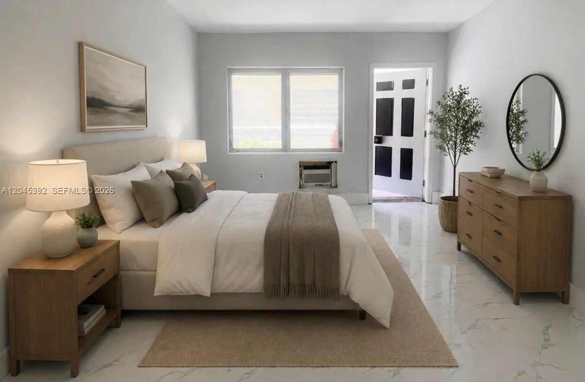 Vendido 636 Meridian Avenue 4, Miami Beach, FL 33139, Miami Beach, FL 33139