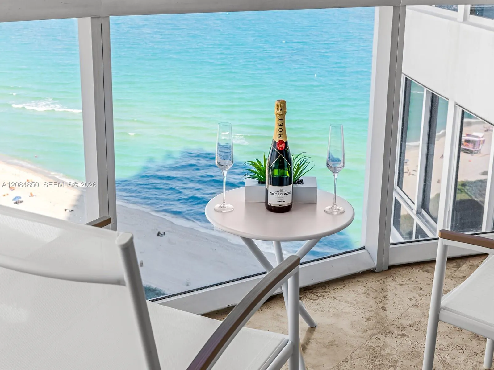 En Renta 6365 Collins Avenue 1911, Miami Beach, FL 33141, Miami Beach, FL 33141