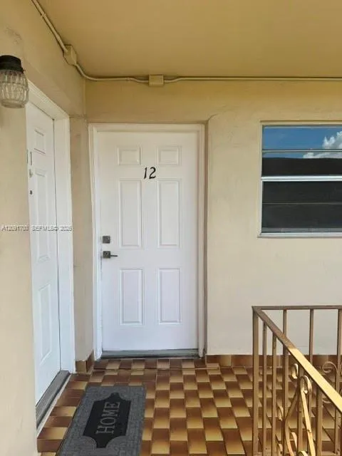 En Renta 6365 SW 8th Street 12, Miami, FL 33144, Miami, FL 33144