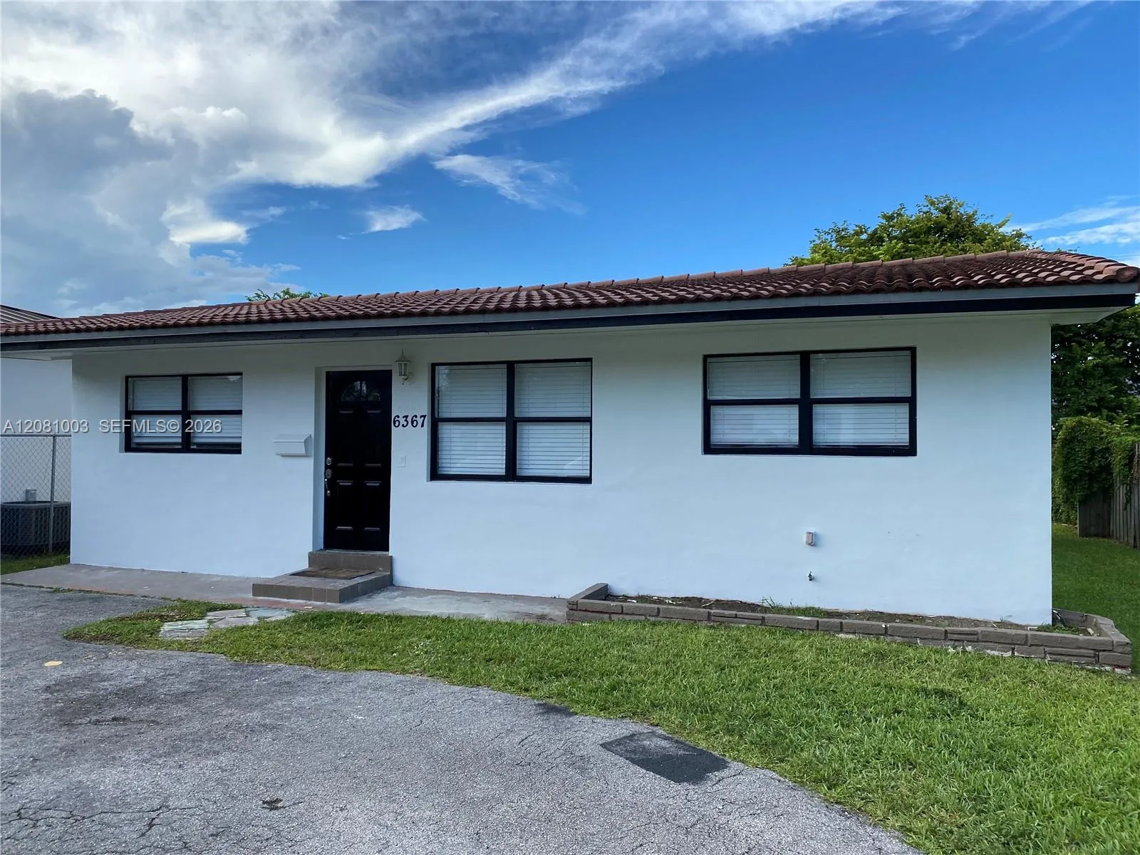 En Renta 6367 SW 24th Street, Miami, FL 33155, Miami, FL 33155