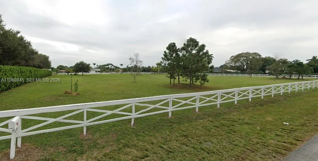 Foto de propiedad en 6375 SW 125th Avenue, Miami, FL 33183 Miami con MLS# 