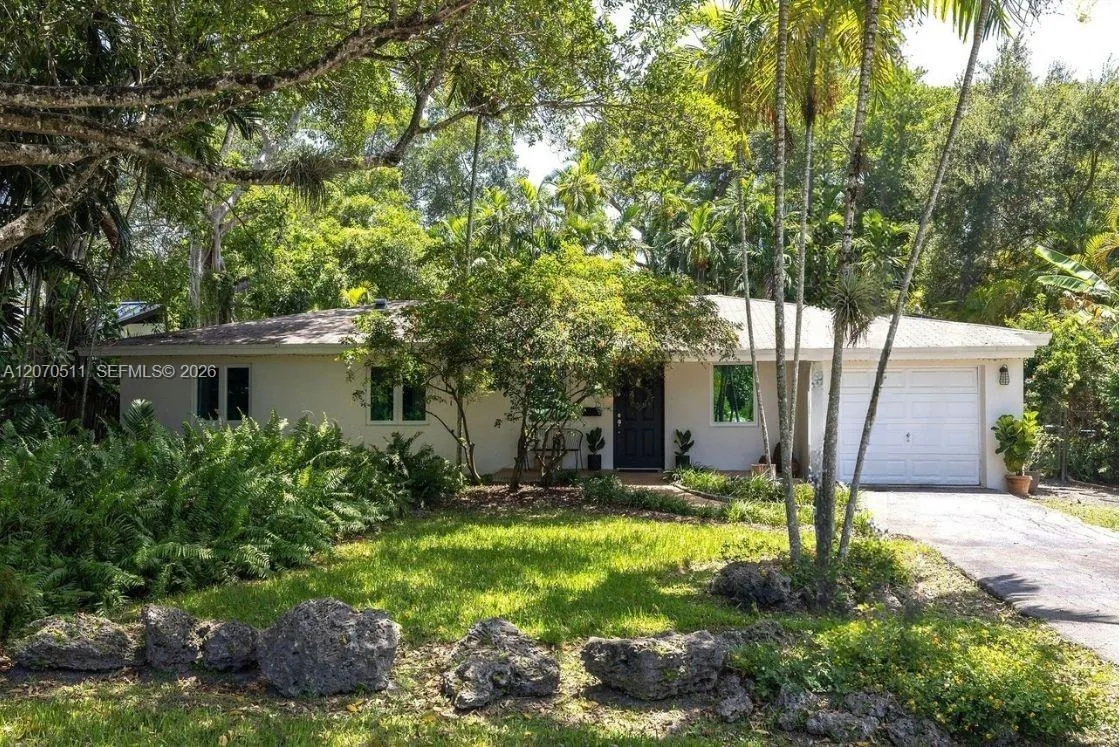 En Venta 6390 SW 69th Street, South Miami, FL 33143, South Miami, FL 33143