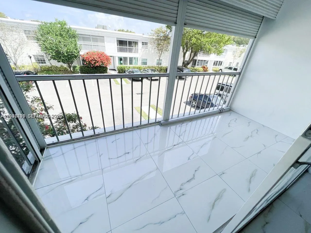 Foto de propiedad en 6395 Bay Club Drive 4, Fort Lauderdale, FL 33308 Fort Lauderdale con MLS#