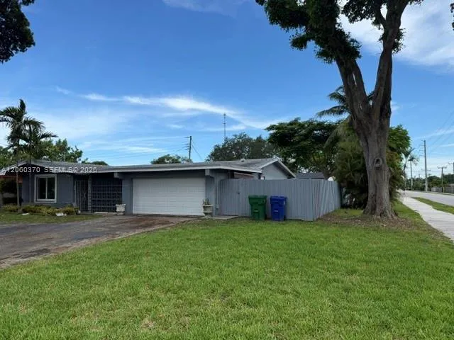 Foto de propiedad en 6398 SW 33rd Street, Miramar, FL 33023 Miramar con MLS# 