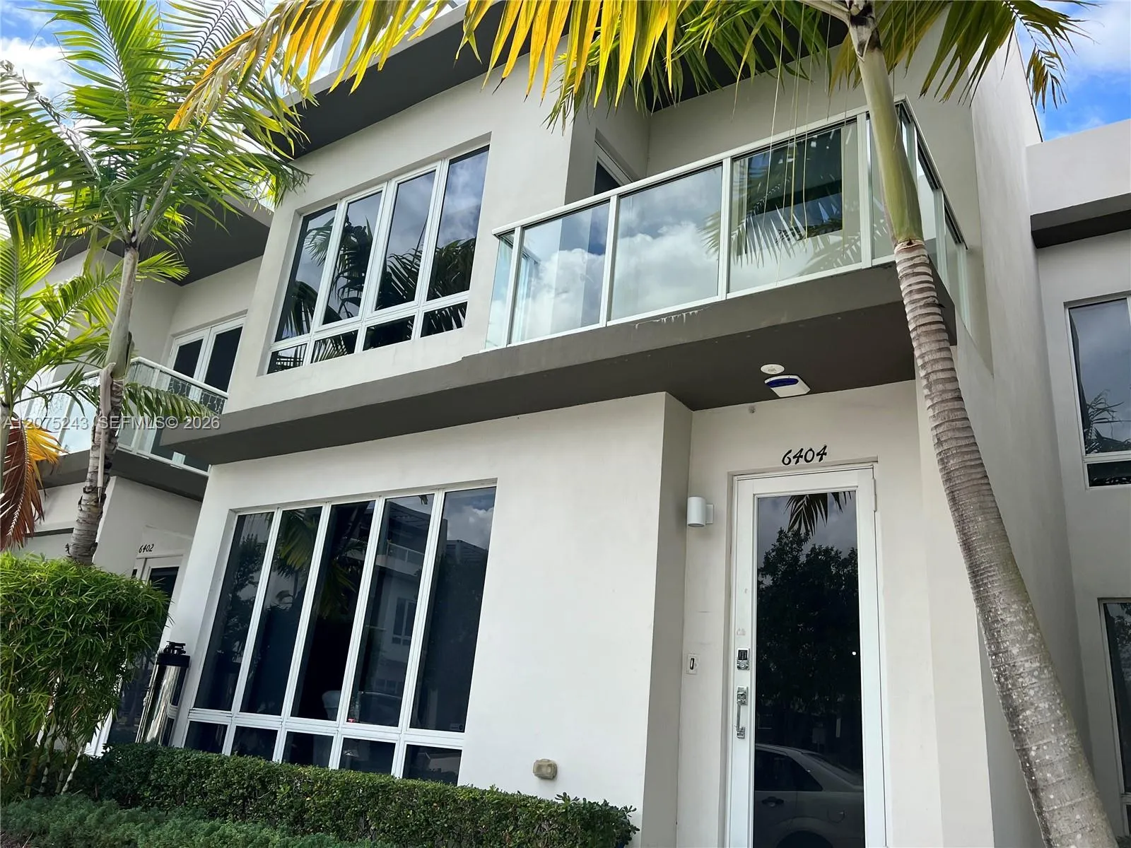 Foto de propiedad en 6404 NW 105th Place 6404, Doral, FL 33178 Doral con MLS# 