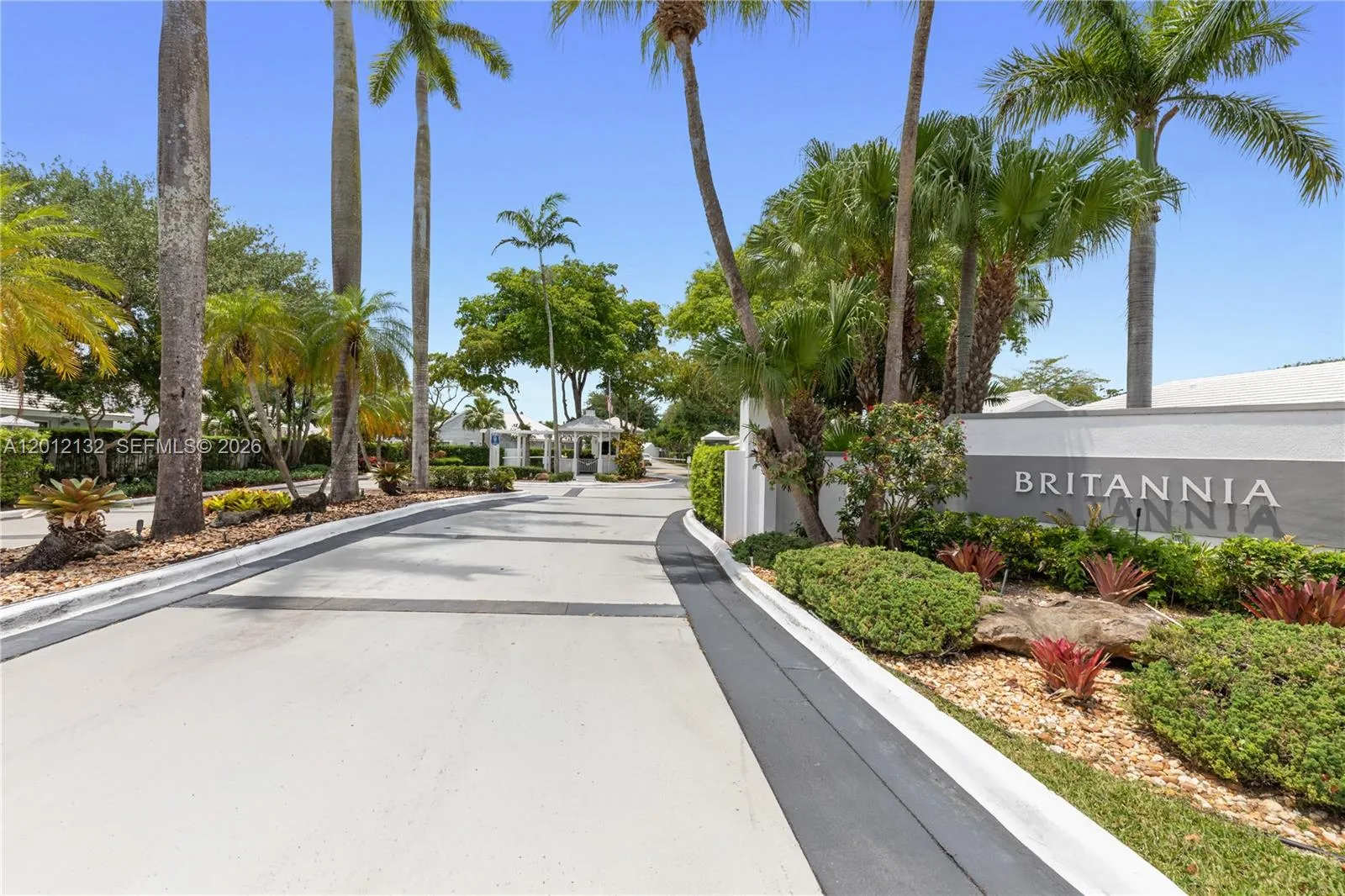 Vendido 6414 SW 114th Place, Miami, FL 33173, Miami, FL 33173