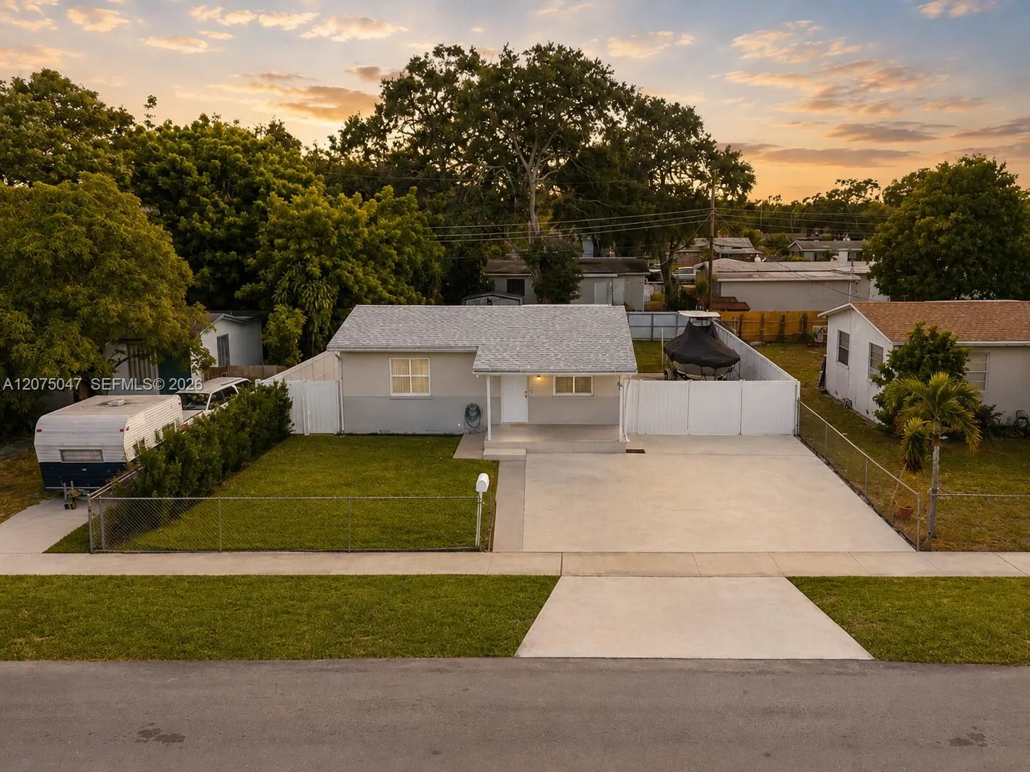 En Venta 6416 Franklin Street, Hollywood, FL 33024, Hollywood, FL 33024